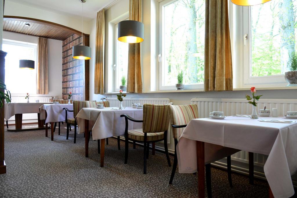 Arnimsruh Hotel Garni لوبيك المظهر الخارجي الصورة