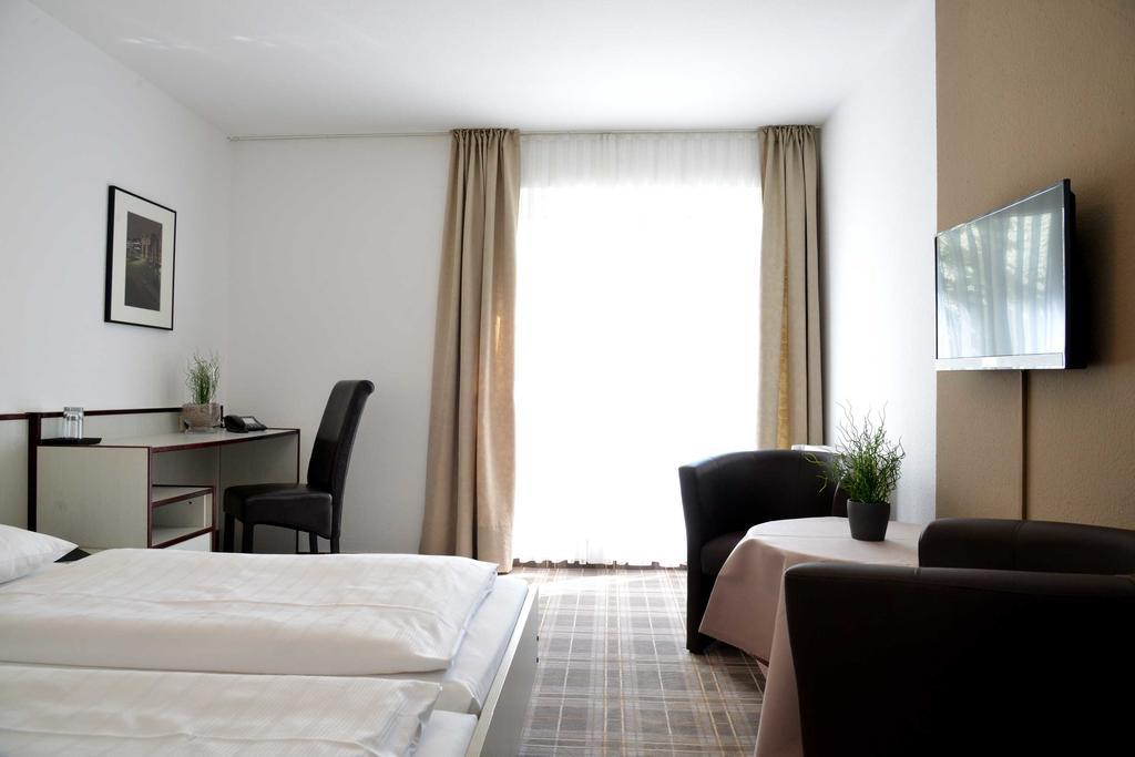 Arnimsruh Hotel Garni لوبيك المظهر الخارجي الصورة